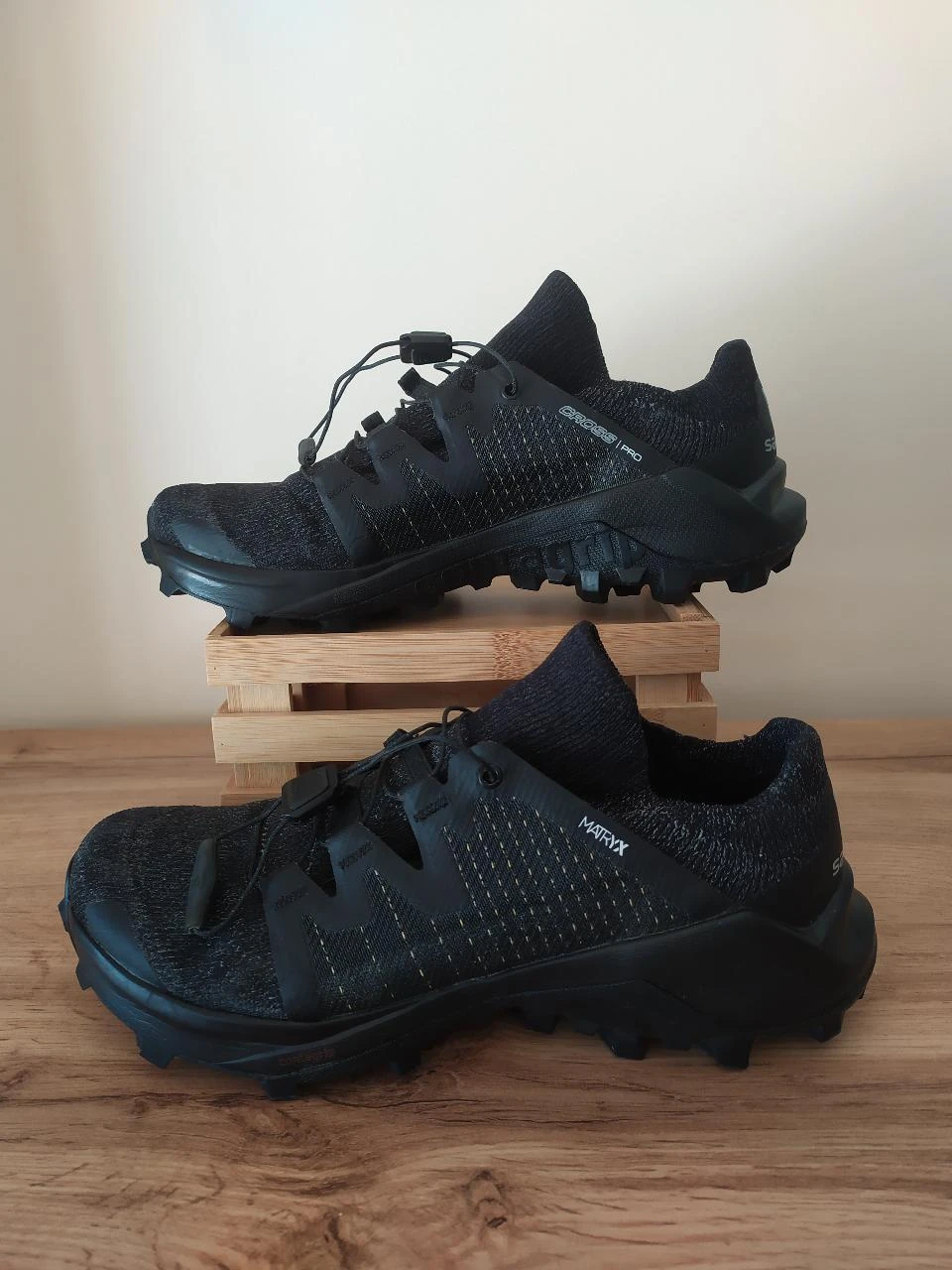 Salomon Cross Pro Matryx Contagrip Trail Running Hiking Shoes EU 38